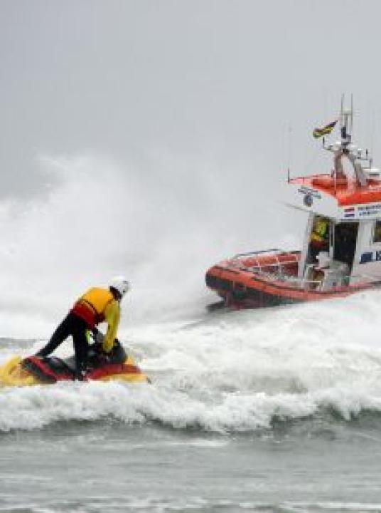 Zomeroefening reddingwezen KNRM - VVV Terschelling - Wadden.nl